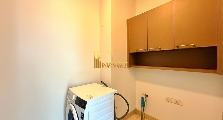 For rent 4 bedrooms villa in Yan Nawa, Bangkok