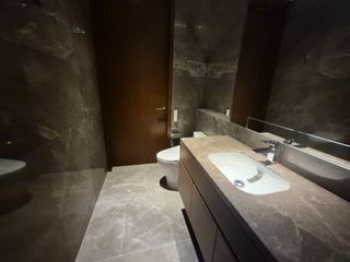 Wohnung zum Kauf mit 2 Zimmer in Bang Rak, Bangkok