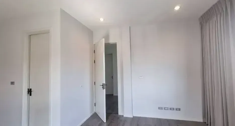 Haus zur Miete mit 4 Zimmer in Prawet, Bangkok