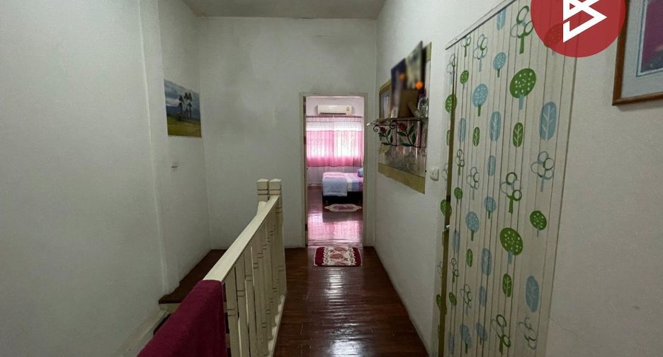 For sale 3 bedrooms townhouse in Sai Noi, Nonthaburi