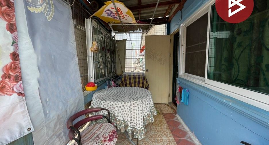 For sale 3 bedrooms townhouse in Sai Noi, Nonthaburi
