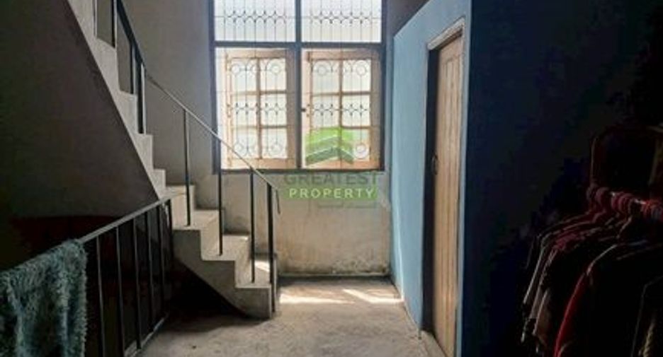 Local comercial en venta de 2 habitaciones en Bang Khae, Bangkok