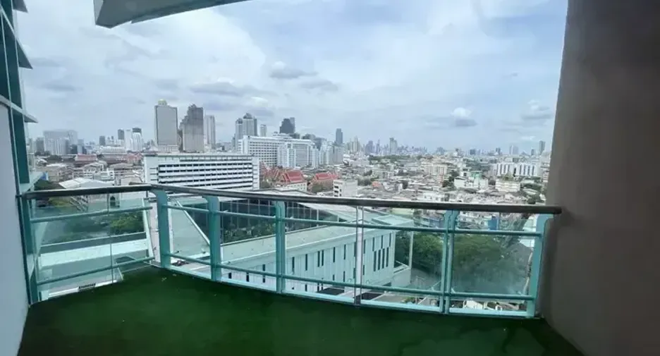 Condo en venta de 4 habitaciones en Bang Kho Laem, Bangkok