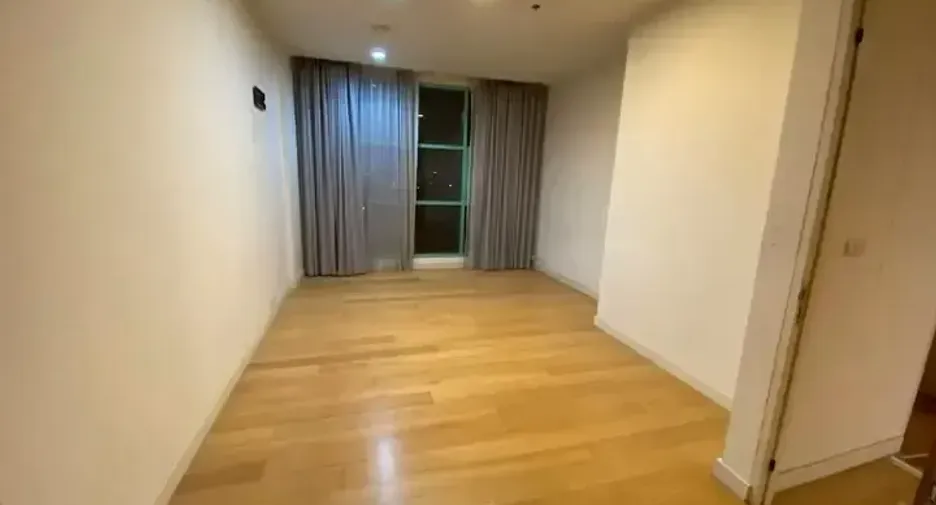 Condo en venta de 4 habitaciones en Bang Kho Laem, Bangkok