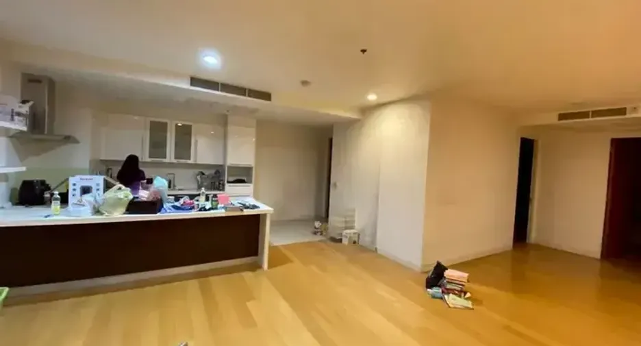 Condo en venta de 4 habitaciones en Bang Kho Laem, Bangkok