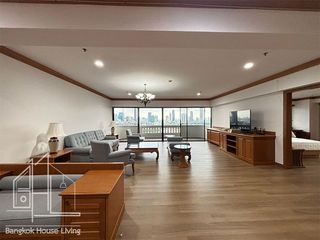 Apartamento en alquiler de 4 habitaciones en Watthana, Bangkok