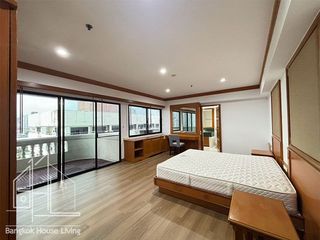 Apartamento en alquiler de 4 habitaciones en Watthana, Bangkok