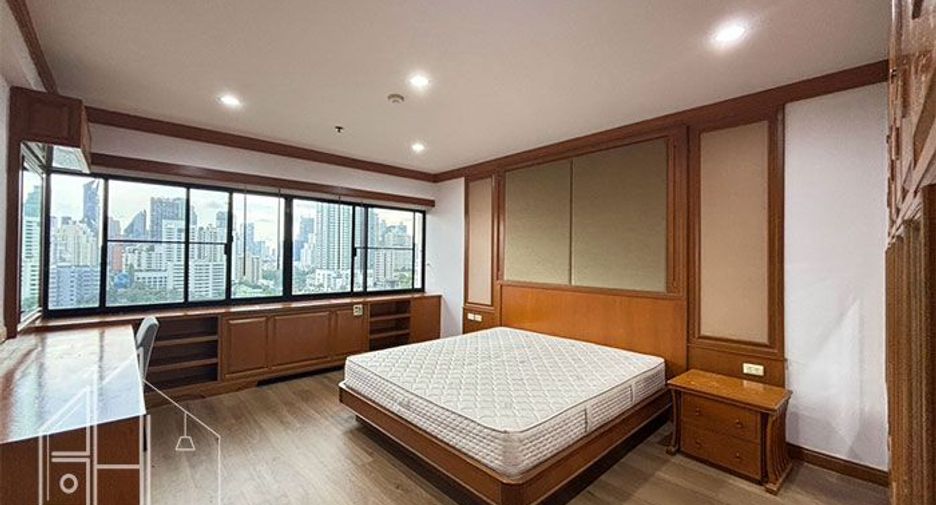 Apartamento en alquiler de 4 habitaciones en Watthana, Bangkok