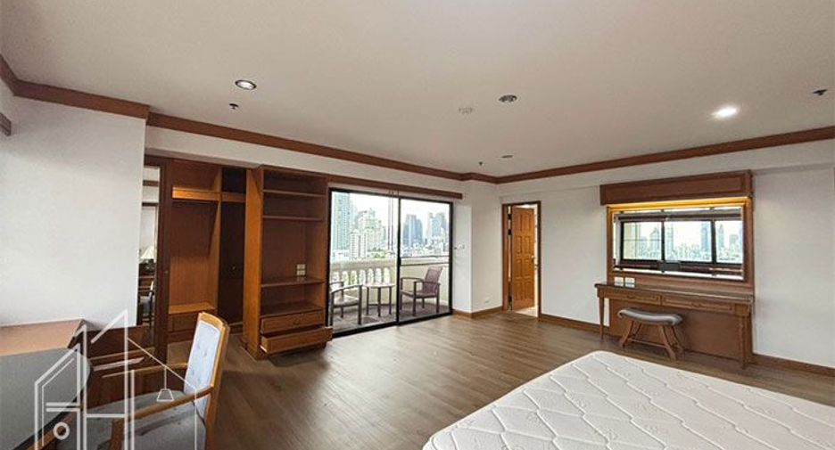 Apartamento en alquiler de 4 habitaciones en Watthana, Bangkok