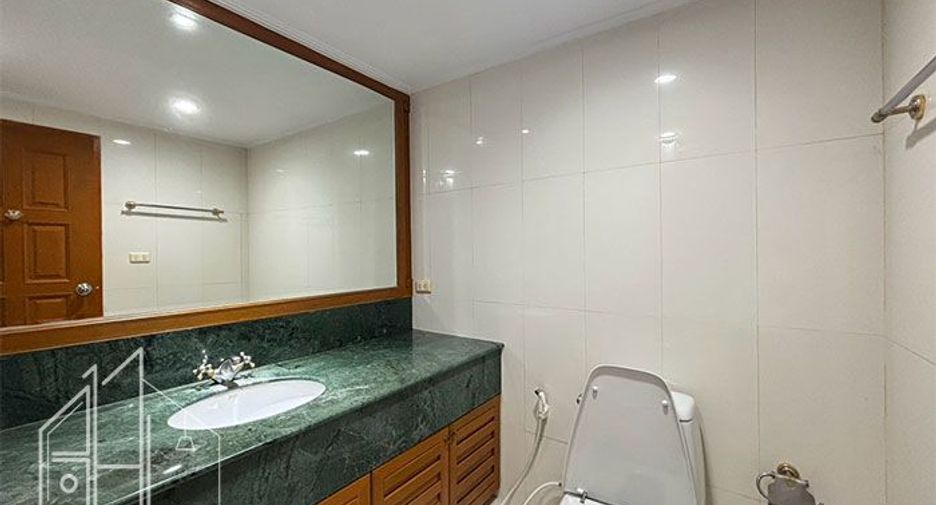 Apartamento en alquiler de 4 habitaciones en Watthana, Bangkok