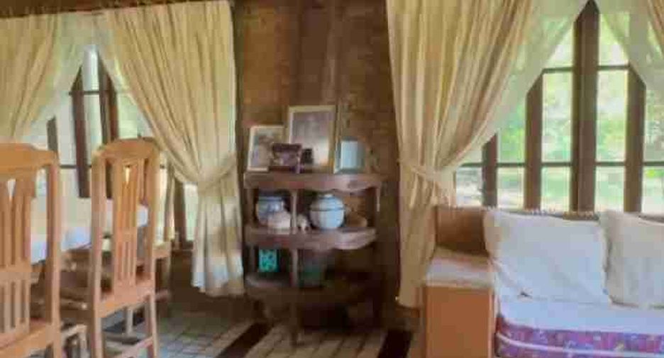 Casa en venta de 5 habitaciones en San Sai, Chiang Mai