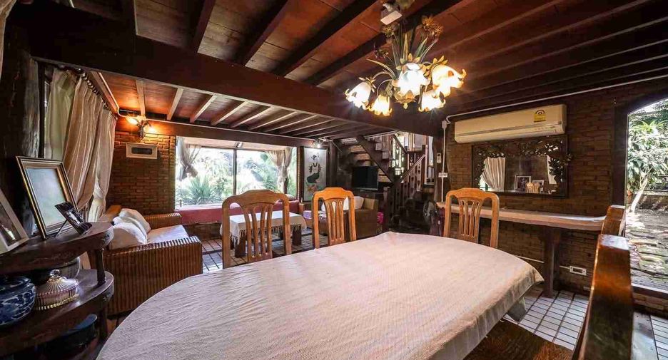 Casa en venta de 5 habitaciones en San Sai, Chiang Mai
