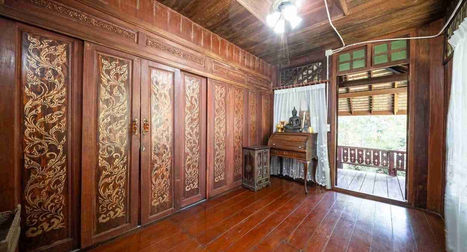 Casa en venta de 5 habitaciones en San Sai, Chiang Mai