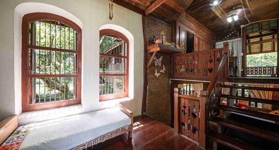 Casa en venta de 5 habitaciones en San Sai, Chiang Mai