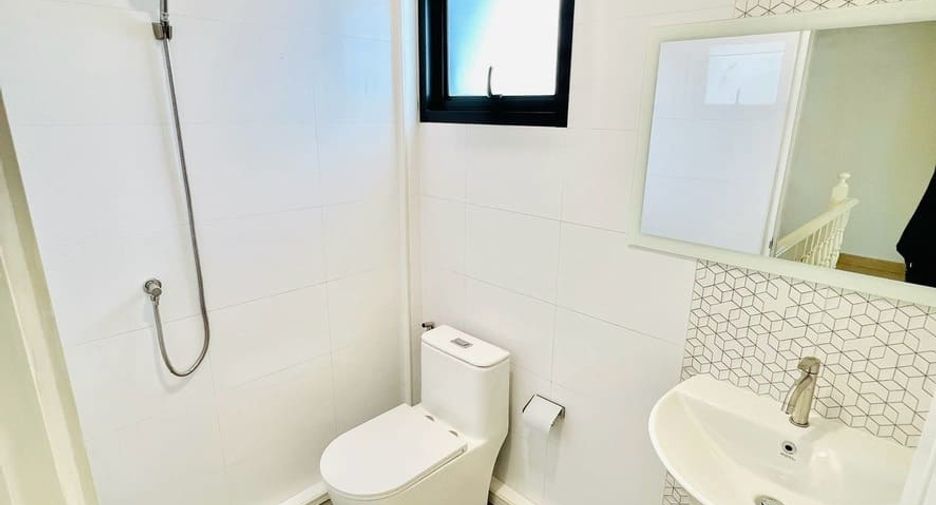 For sale 2 bedrooms townhouse in Bueng Kum, Bangkok