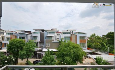 À vendre 3 chambres maison à Wang Thonglang, Bangkok