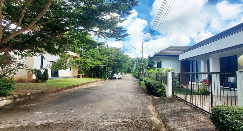 For sale 2 bedrooms house in Mueang Rayong, Rayong