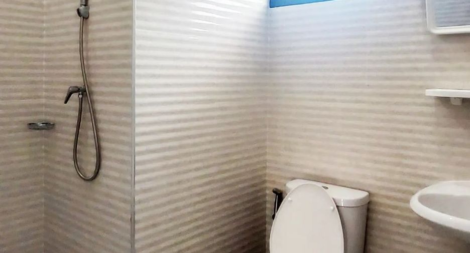 For sale 2 bedrooms house in Mueang Rayong, Rayong