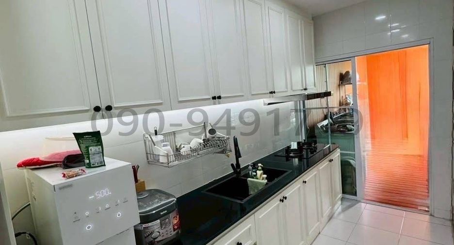 For rent 4 bedrooms house in Lam Luk Ka, Pathum Thani
