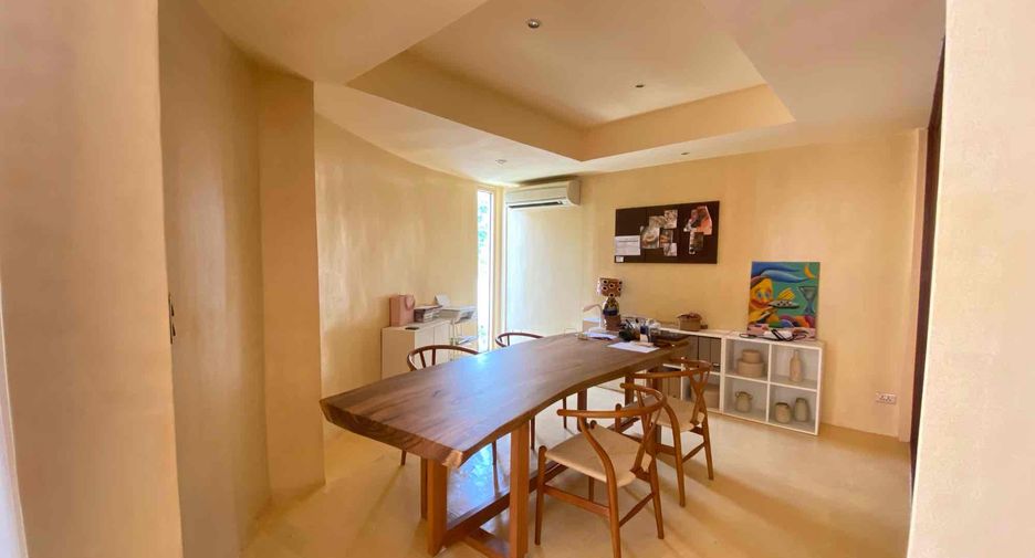 For sale and for rent 3 bedrooms townhouse in Yan Nawa, Bangkok