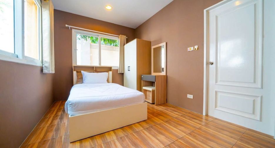 For rent 4 ベッドルーム villa in Bang Lamung, Chonburi