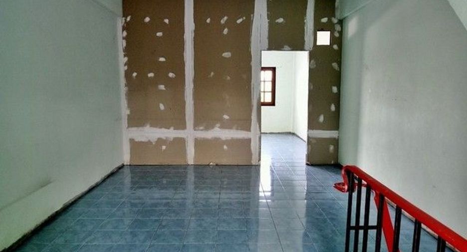 For sale 1 bed retail Space in Pak Tho, Ratchaburi