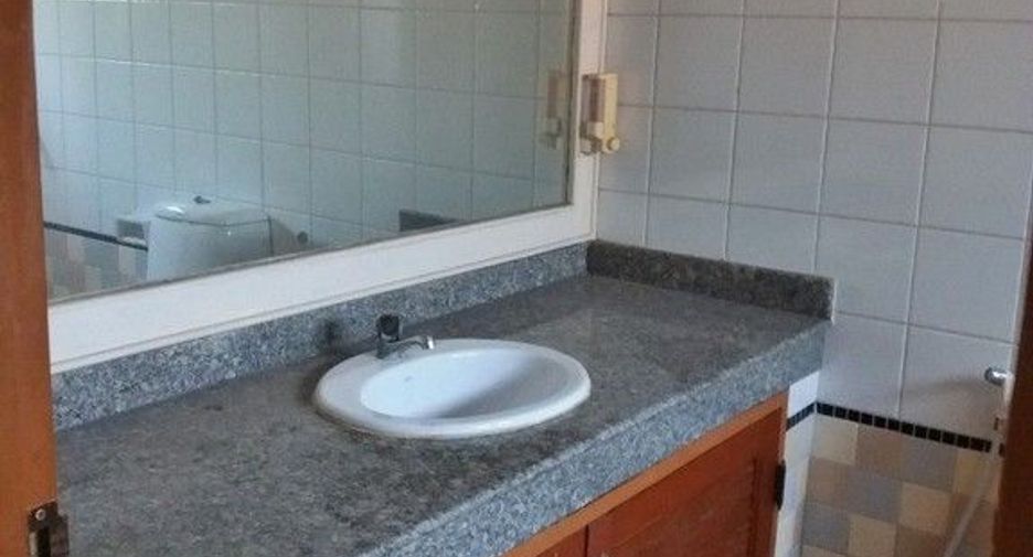 Haus zum Kauf mit 1 Zimmer in Mueang Chiang Mai, Chiang Mai