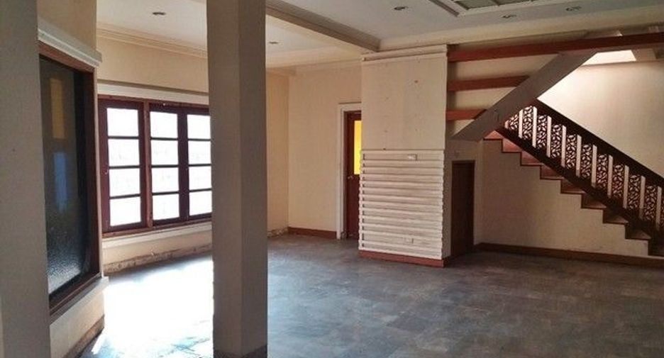 Haus zum Kauf mit 1 Zimmer in Mueang Chiang Mai, Chiang Mai