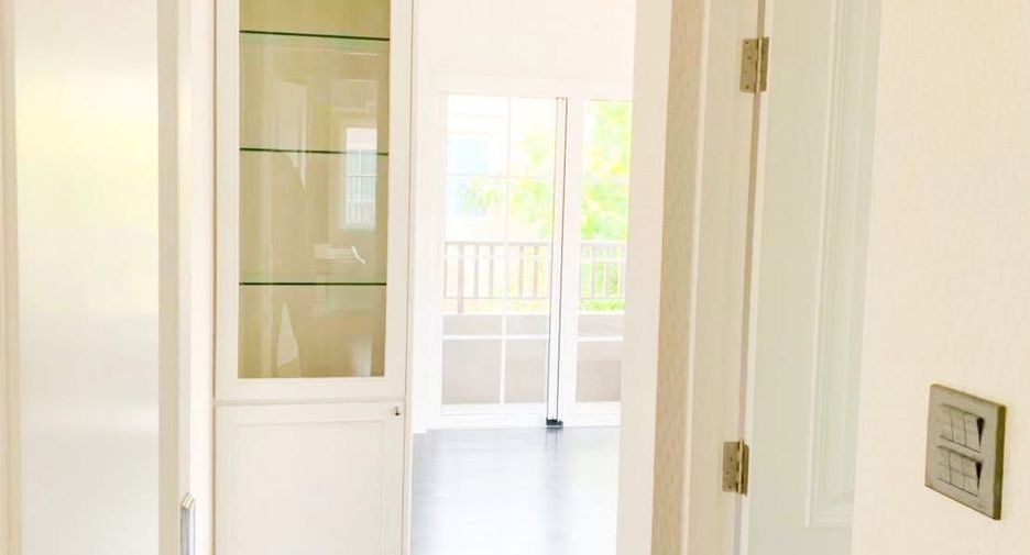 For sale 4 bedrooms house in Bang Phli, Samut Prakan
