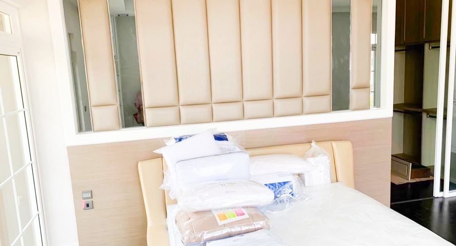 For sale 4 bedrooms house in Bang Phli, Samut Prakan