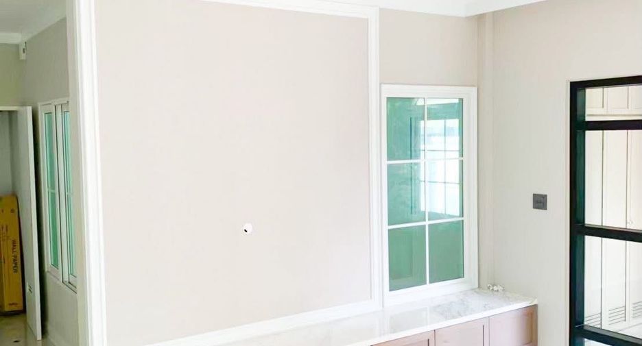 For sale 4 bedrooms house in Bang Phli, Samut Prakan