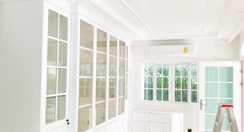 For sale 4 bedrooms house in Bang Phli, Samut Prakan