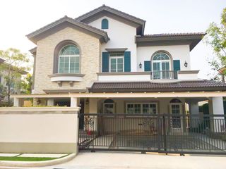 Haus zum Kauf mit 4 Zimmer in Bang Phli, Samut Prakan