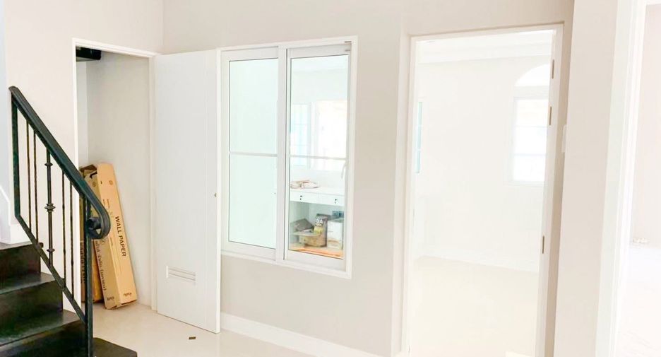 For sale 4 bedrooms house in Bang Phli, Samut Prakan