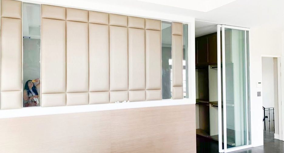 For sale 4 bedrooms house in Bang Phli, Samut Prakan