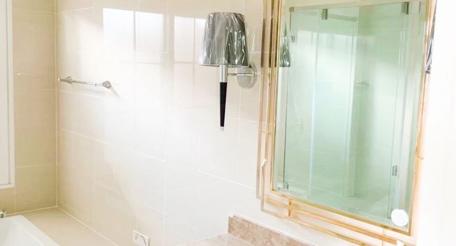 For sale 4 bedrooms house in Bang Phli, Samut Prakan