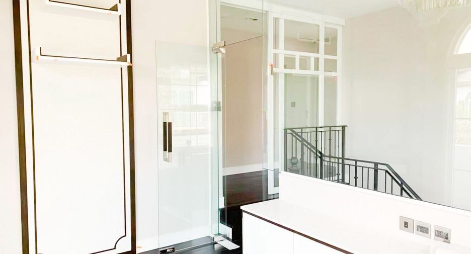 For sale 4 bedrooms house in Bang Phli, Samut Prakan
