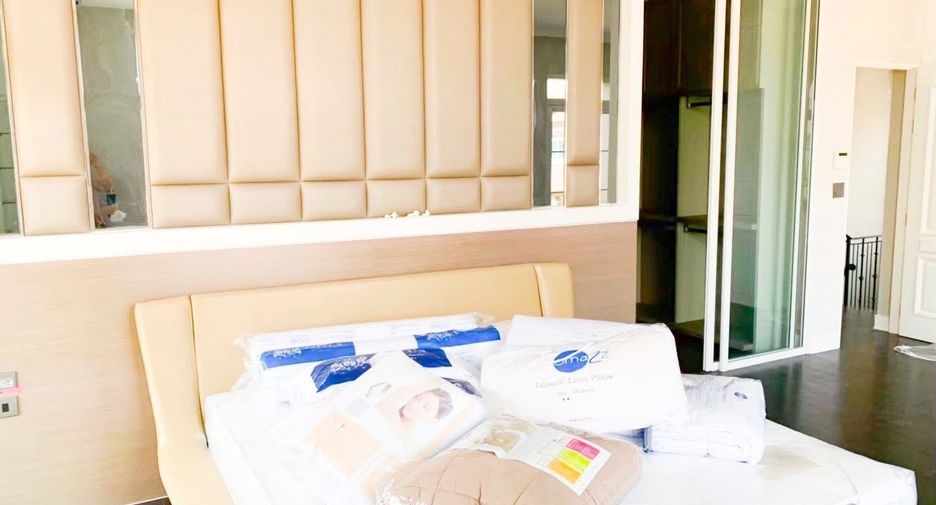 For sale 4 bedrooms house in Bang Phli, Samut Prakan