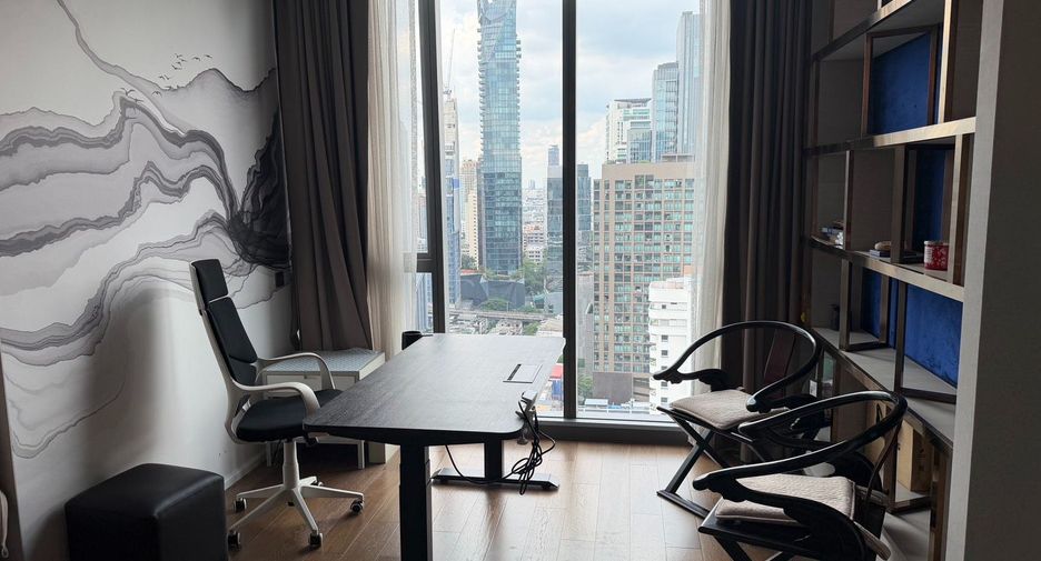 Wohnung zur Miete mit 3 Zimmer in Khlong Toei, Bangkok