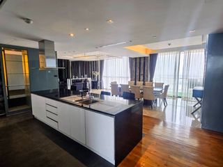 Wohnung zur Miete und zum Kauf mit 3 Zimmer in Yan Nawa, Bangkok