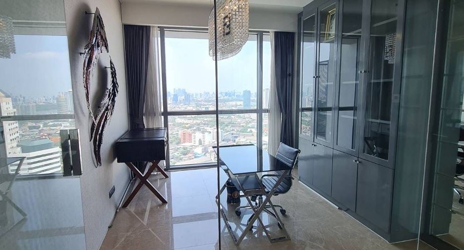 Wohnung zur Miete und zum Kauf mit 3 Zimmer in Yan Nawa, Bangkok