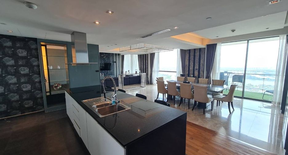 Wohnung zur Miete und zum Kauf mit 3 Zimmer in Yan Nawa, Bangkok