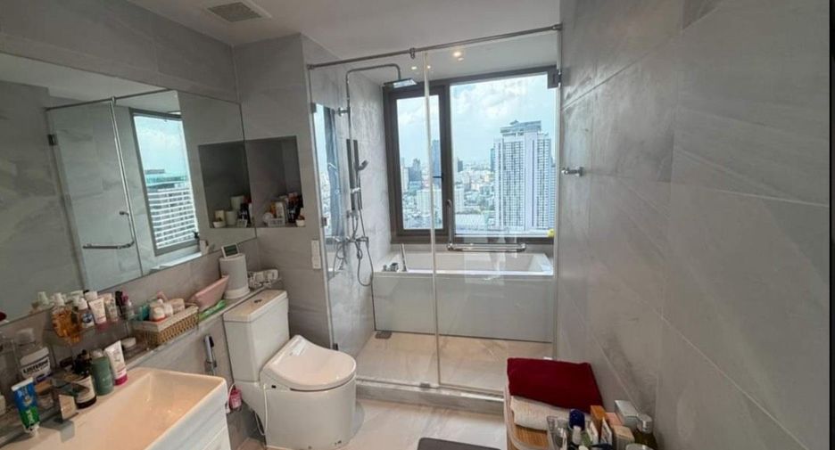 Wohnung zur Miete mit 3 Zimmer in Watthana, Bangkok