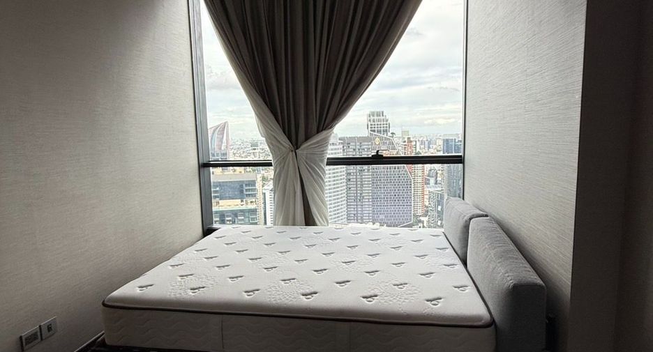 For rent 3 ベッドルーム condo in Khlong Toei, Bangkok