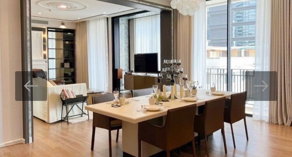 For rent 3 bedrooms condo in Pathum Wan, Bangkok