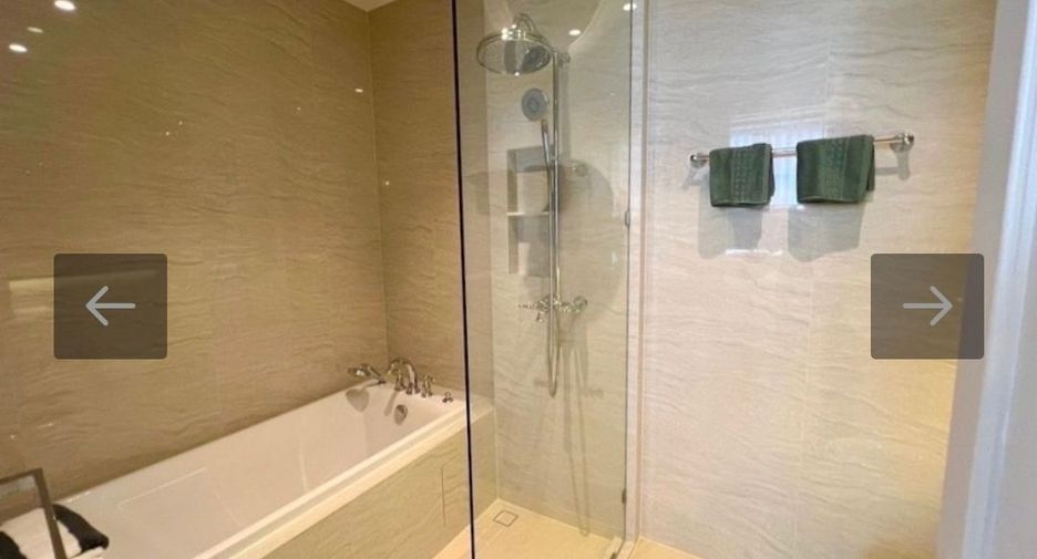 For rent 3 bedrooms condo in Pathum Wan, Bangkok