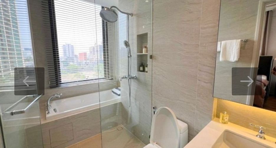For rent 3 bedrooms condo in Pathum Wan, Bangkok