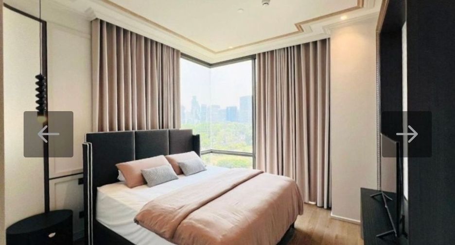 For rent 3 bedrooms condo in Pathum Wan, Bangkok