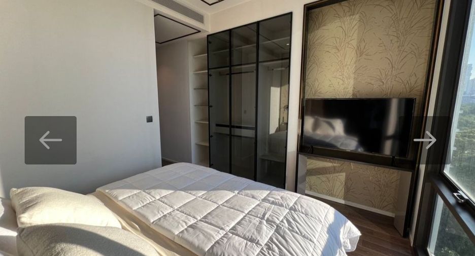 For rent 3 bedrooms condo in Pathum Wan, Bangkok