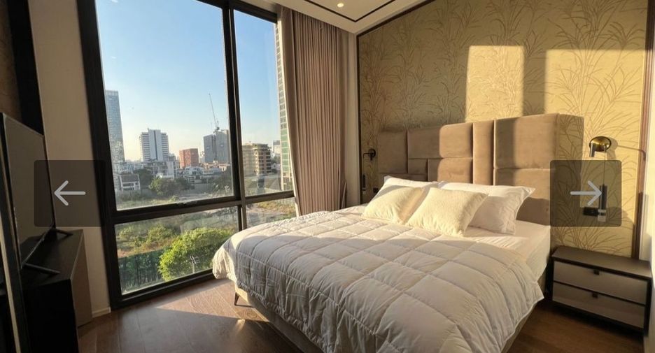 For rent 3 bedrooms condo in Pathum Wan, Bangkok